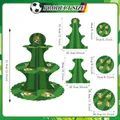 Grüner 3-stöckiger Fußball-Cupcake-Ständer aus Pappe mit Maßtabelle für Partys - Fußball Weltmeisterschaft Tortenständer Stil 1