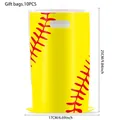 Détail du sac cadeau baseball jaune avec coutures rouges et poignée découpée - Baseball Jaune