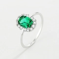 Klassischer S925 Sterlingsilber Ring mit grünem Smaragdschliff und Diamant-Halo - US 6 / Rechteckiger Smaragdgrüner Stil (BD056)