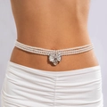Chaîne de taille multicouche en perles vintage avec pendentif nœud et cœur en argent - Chaîne de Taille à Pendentif Coeur Noeud en Argent et Perles à Trois Couches (28427-white)