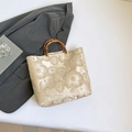 Champagne floral jacquard tote bag with bamboo handle in a vintage Chinese style - Beige