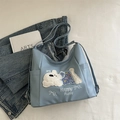 Borsa a tracolla azzurro cielo con ricamo a forma di cucciolo e tracolla regolabile - Blu