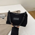 Grande borsa tote in velluto a coste nero con toppa in pelle e cerniera per l'autunno - Nero