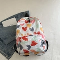 Weißer Canvas-Rucksack mit bunten Herz-Graffiti-Prints und schwarzen Schultergurten - Bunter Herz Druck (Muster 2)