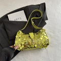 Borsa a mezzaluna con paillettes verde neon con fibbia in metallo e tracolla sottile - Verde