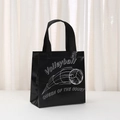 Bolsa de regalo impermeable de tela no tejida con estampado de voleibol y asas negras - Queen of the Court (9021-3)