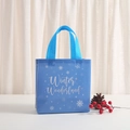 Blauwe Winter Wonderland geschenktas met sneeuwvlokken voor kerstinkopen en cadeaus - Blauwe Sneeuwvlok Stijl (9013-3)
