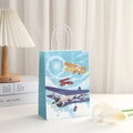 Sac cadeau bleu clair avec motifs avions vintage et poignées en corde blanche - Style Illustration Avion Bleu Clair (346-1)