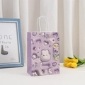 Sacchetto regalo in carta viola chiaro con coniglio 3D e scritta Lucky per bambini - Medio / Viola Chiaro