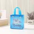 Wasserdichte Einhorn-Geschenktasche aus Vliesstoff in Himmelblau mit Tragegriffen - Klein / Blau
