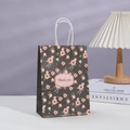 Sac cadeau floral avec imprimé Thank You, fleurs roses sur fond noir et poignée blanche - Style Floral Noir (201-4)