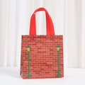 Bolsa de regalo de tela no tejida con estampado de farolas y ladrillos rojos - Estilo de Lámpara de Pared de Ladrillo Rojo (9066-3)