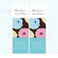 Vue détaillée des autocollants floraux OPEN ME pour boîtes cadeaux et emballages de pâtisserie - Style Floral Bleu (Style 2)
