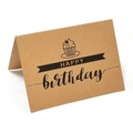 Détail d'une carte d'anniversaire en papier kraft avec illustration de cupcake et texte - Style 1 / 10*14.5cm
