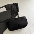 Bolso tote negro de ante con costuras en contraste y asas de cuero sofisticado - Estilo de Patchwork de Materiales / Negro