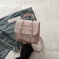 Mini bolso rosa a cuadros con estampados de osos y detalles de hebilla dorada - Rosa Sin Colgante