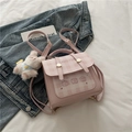 Mochila convertible rosa de cuadros con ositos de dibujos y colgante de perrito suave - Rosa Con Colgante