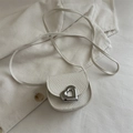 Mini borsa a tracolla crema per bambini con grande fibbia a cuore in metallo argentato - Bianco