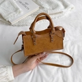 Retro brown PU leather tote bag with rivets and shoulder strap for women - Brown