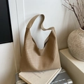 Große khakifarbene gewebte Hobo-Schultertasche mit strukturierter Optik für Damen - Khaki