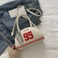 Borsa bowling retrò bianco crema Los Angeles con stampa 95 rossa e strisce varsity - Bianco