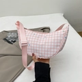 Rosa-weiße karierte Halbmondtasche mit Sternenprint und verstellbarem Riemen - Rosa Ohne Anhänger