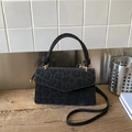 Retro crossbodytas met luipaardprint, geknoopte handgreep en gouden details op hout - Zwart