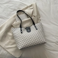 Grand sac cabas blanc cassé avec monogramme M sombre et fines poignées noires - Blanc