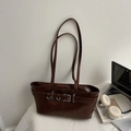 Vintage braune Achseltasche aus Ölleder mit Metallschnalle und doppelten Schultergurten - Braun