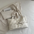 Bolso tote chic de cuero PU blanco crema con hebilla elegante y detalles de ojales - Blanco