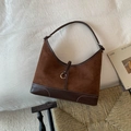 Borsa hobo marrone in pelle scamosciata con finiture in pelle e fibbia ad anello - Marrone