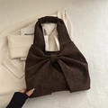 Grand sac cabas en cuir marron foncé avec un nœud artistique et une texture vintage - Sans pendentif / Marron