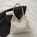 Minimalistische cremeweiße Shopper-Tasche aus Wildlederimitat mit großem Volumen - Ohne Anhänger / Beige