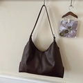 Bolso hobo grande de cuero marrón oscuro con costura vertical para mujer - Marrón Oscuro