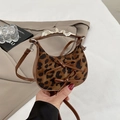 Mini bolso bandolera de leopardo con lazos marrones y asa decorada con encaje refinado - Estampado de leopardo marrón