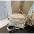 Borsa a tracolla bianco crema versatile con tasche zip multiple e tracolla larga - Bianco Sporco
