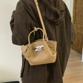 Sac seau plissé pour femme en cuir camel avec fermoir métallique et mini pochette - Kaki