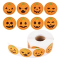 Halloween pompoen stickers rol met 8 verschillende Jack-o'-lantern gezichtjes - 38mm Stijl / 1,5 Inch