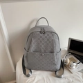 Zaino da donna grigio in ecopelle con motivi geometrici e spallacci in nylon - Grigio