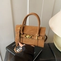 Bolso bandolera retro marrón con hebilla redonda dorada y correa ajustable - Marrón