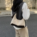 Beige und braune Hobo-Schultertasche aus Wildlederimitat mit Lederkontrast für Damen - Khaki