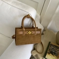 Bolso vintage marrón en ante con detalle de hebilla metálica dorada en forma de corazón - Gamuza Marrón