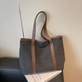 Bolso tote grande de lona antracita con ribete de cuero marrón y cierre de presión - Negro