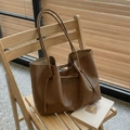 Bolso tote de cuero suave marrón oscuro con detalle de cordón ajustable - Juego de bolsos de hombro / Marrón