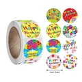 Rotolo di adesivi Buon Compleanno da 2,5 cm con 8 vivaci design per feste e regali - Stile di Diametro 2.5cm / Multicolore