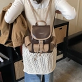 Mochila vintage estilo preppy de cuero marrón y beige con bolsillos de hebilla - Marrón