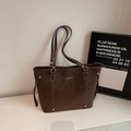 Dark brown tote bag in vintage matte leather with decorative white stitching detail - Coffee (No Pendant)