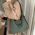 Bolso tote acolchado de algodón verde oscuro con gran capacidad y correa de hombro - Verde