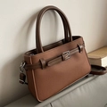 Bolso bandolera marrón caramelo en tela texturizada con adornos de cuero marrón oscuro - Marrón