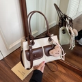 Borsa a mano retrò bicolore panna e marrone con ciondolo a orsetto e foulard in seta - Bianco Crema Con Ciondolo